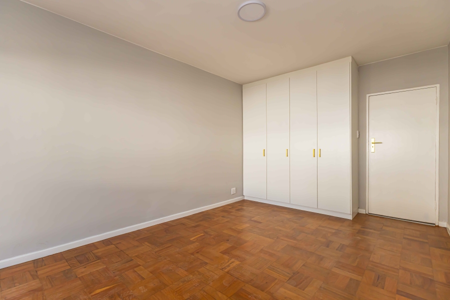 To Let 1 Bedroom Property for Rent in Sea Point Western Cape